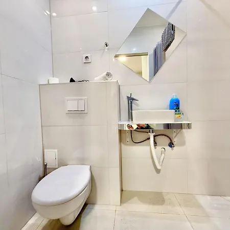 Apartmán L3 3bedroom 3bathroom Wifi Ac *